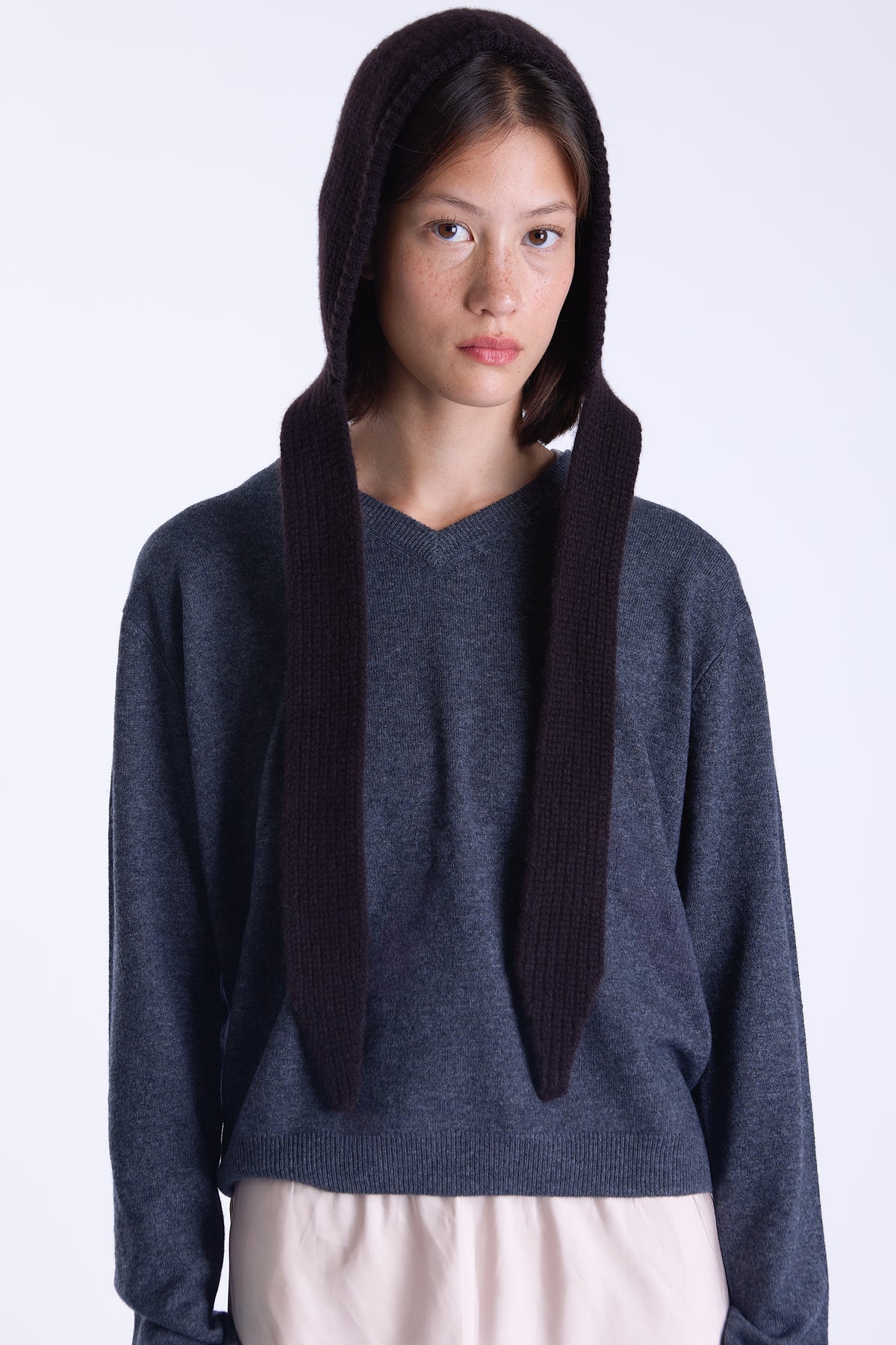 colour:dark brown | detail