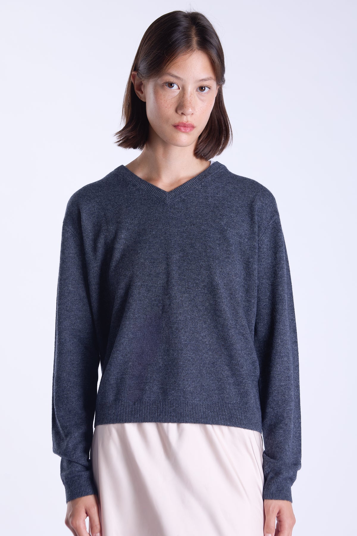 colour:charcoal grey | front